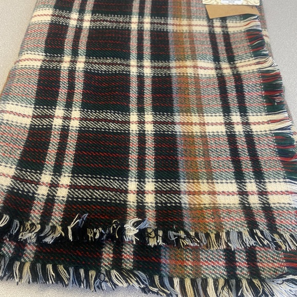 Plaid reversible ruana, beautiful intricate plaid pattern, bnwt - Picture 5 of 7